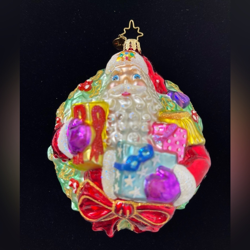 Christopher Radko A Gift For Giving Santa Wreath Glass Christmas Ornament 5"‎